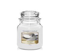 Yankee Candle Candela profumata in giara media | Talco per bambini | Durata Fino a 75 Ore