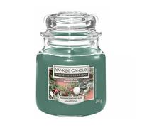 Yankee Candle Home Inspiration, candela profumata al profumo di pino e peperoncino, in vetro verde, 340 g, dimensioni medie, tema vacanze invernali
