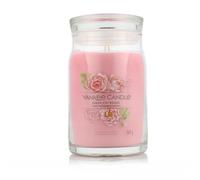 Yankee Candle Candela profumata Praline & Birch 567 g variante Fresh Cut Roses