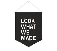 Yelolyio Bandiera da parete in tela con citazione ispiratrice Look What We Made Wall Art Hanging Banner Home Office Decor 30,5 x 40,6 cm Banner in tela Regali di inaugurazione della casa