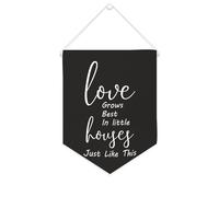 Yelolyio Bandiera da parete in tela con citazione ispiratrice Love Grows Best In Little Houses Just Like This Wall Art Hanging Banner Home Office Decor 25,4 x 30,5 cm tela banner regali di