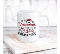 Yelolyio Tazza bianca IAM Dreaming of A Wine Christmas Farmhouse tazza in ceramica con citazioni tazza da tè bianco regalo per mamma, papà, nonna, nonno, donne, uomini, 425,2 g