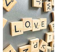 YJ PREMIUMS 100 lettere magnetiche in legno con lettere dell'alfabeto, grandi e grandi, quadrate, per frigorifero, parete, divertente, apprendimento, gioco decorativo per adulti