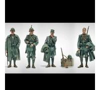 YNFLXSWG 1/35 Soldati italiani della seconda guerra mondiale Kit di soldatini in resina non dipinti e non assemblati (4 figure) //o9n5X1