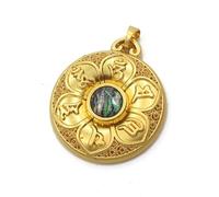 YOPI Ciondolo in conchiglia bianca con perle di loto e mantra a sei caratteri - Gioiello spirituale per la piena coscienza e la meditazione, Taglia unica