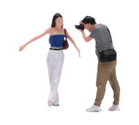 Yunmeryker 2 Pezzi Figurine in Miniatura 1:64 Modelli di Persone Piccole Figure Umane Scena di Diorama Architettura Costruzione in Resina Adatto per Regali