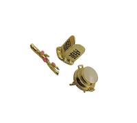 YUSSEQDD Set di tre statuette decorative dell'Arca dell'Alleanza, tra cui un vaso d'oro e la verga di Aaronne per un significato spirituale. Mini modello dell'Arca dell'Alleanza per regalo religioso.