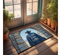 Zerbino divertente con uomo in mantello blu con scritta "Slow Eggs Long" Stands Before Stone Archwa, zerbino invernale per esterni, accessorio per la camera da uomo (65 x 90 cm)
