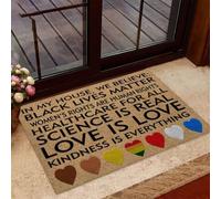 zerbino ingresso casa In questa casa crediamo - Zerbino con motivo stampato in cocco a sostegno della comunità LGBT