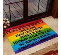 zerbino ingresso casa LGBT In questa casa crediamo che l'amore sia amore Zerbino