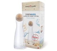 Zirben Familie Il set originale a sfera di cembro | dona all'acqua un tocco speciale | 1 litro di caraffa in vetro di cristallo con coperchio in legno di cembro | Flower des Life Edition