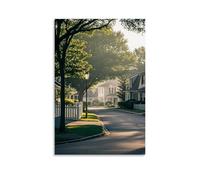 ZLLJXFZZ Poster artistico da appendere alla parete, motivo: un quartiere tranquillo suburbano con strade alberate, staccionate e luce mattutina soffusa, decorazione artistica da appendere, 30 x 45 cm