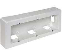 Zoccolo bianco a 3 elementi, misure 253x96x43mm, perfetto per finiture decorative e valorizzare l'estetica interna.