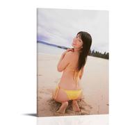 ZOZO HOUSE Model Girl Kneeling on The Beach Tela 08 x 12 pollici (20 x 30 cm)