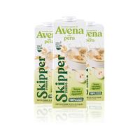 Zuegg Skipper, Bevanda Vegetale di Avena con Frutta Gusto Pera, Senza Zuccheri Aggiunti, Senza Lattosio - Fonte di Vitamine B12, B2, D2 e Calcio, 100% Origine Naturale (Pera, 1L x 3 Brick)