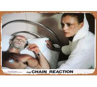Zuhhgii Poster vintage classico del film "Chain Reaction", The 1980 Steve Bisley Very Rare US Movie Still 9, poster in metallo per TV, idea regalo, karaoke, bar, pub, club, piatti decorativi da parete