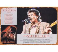 Zuhhgii Targa in latta con scritta in lingua inglese "Hard to Hold" (lingua italiana non garantita), poster in metallo con immagine di Rick Springfield, Janet Eilber, decorazione artistica da parete