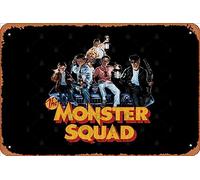 Zuhhgii Targa in latta retrò The Monster Squad, culto classico, horror, anni '80, divertente targa in metallo con uomo caverna, segni umoristici, film, musica, bar, arte poster, stampa retrò