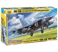 Zvezda-4818 YAK-130 Russian Light Bomber Scala 1/48, Model, modellino in plastica, Kit da assemblare, Riproduzione dettagliata, Multicolore, 4818
