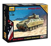 Zvezda Games - Modellino Carro armato Hot War: Bradley Scala 1:100