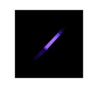 Zymoplas Glow Stick portatile tenuto in mano all'esterno della performance sul palco del concerto che sostituisce la decorazione dei bastoncini luminosi con il gancio, Viola